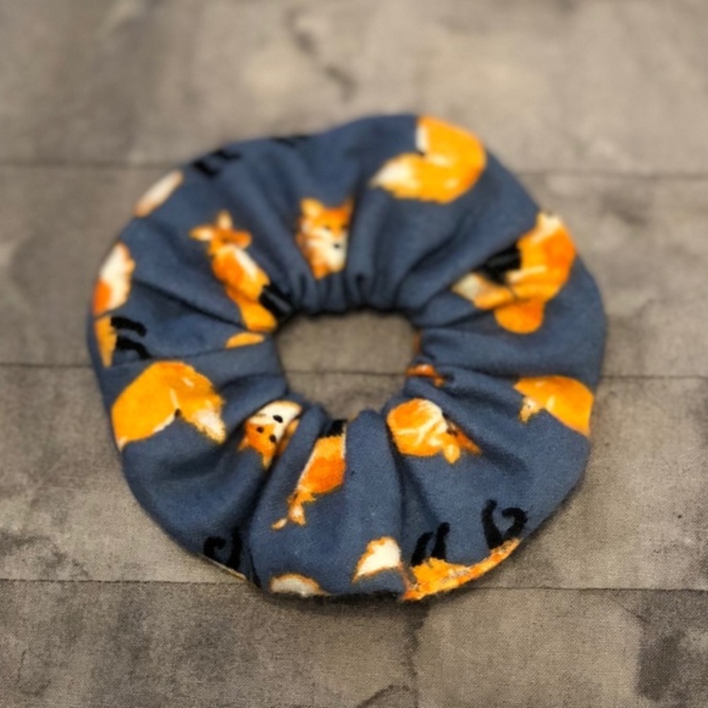 Fox Scrunchie New‎ - Picture 4 of 4